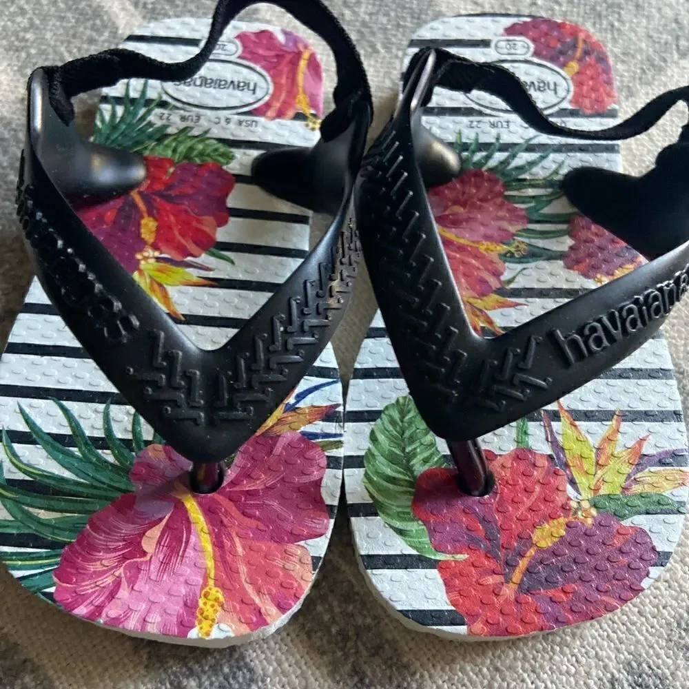 Havaianas Baby Girl Size 20 Sandal Hibiscus Pink